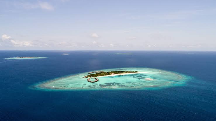 Mafia Island, photo 1 of 2