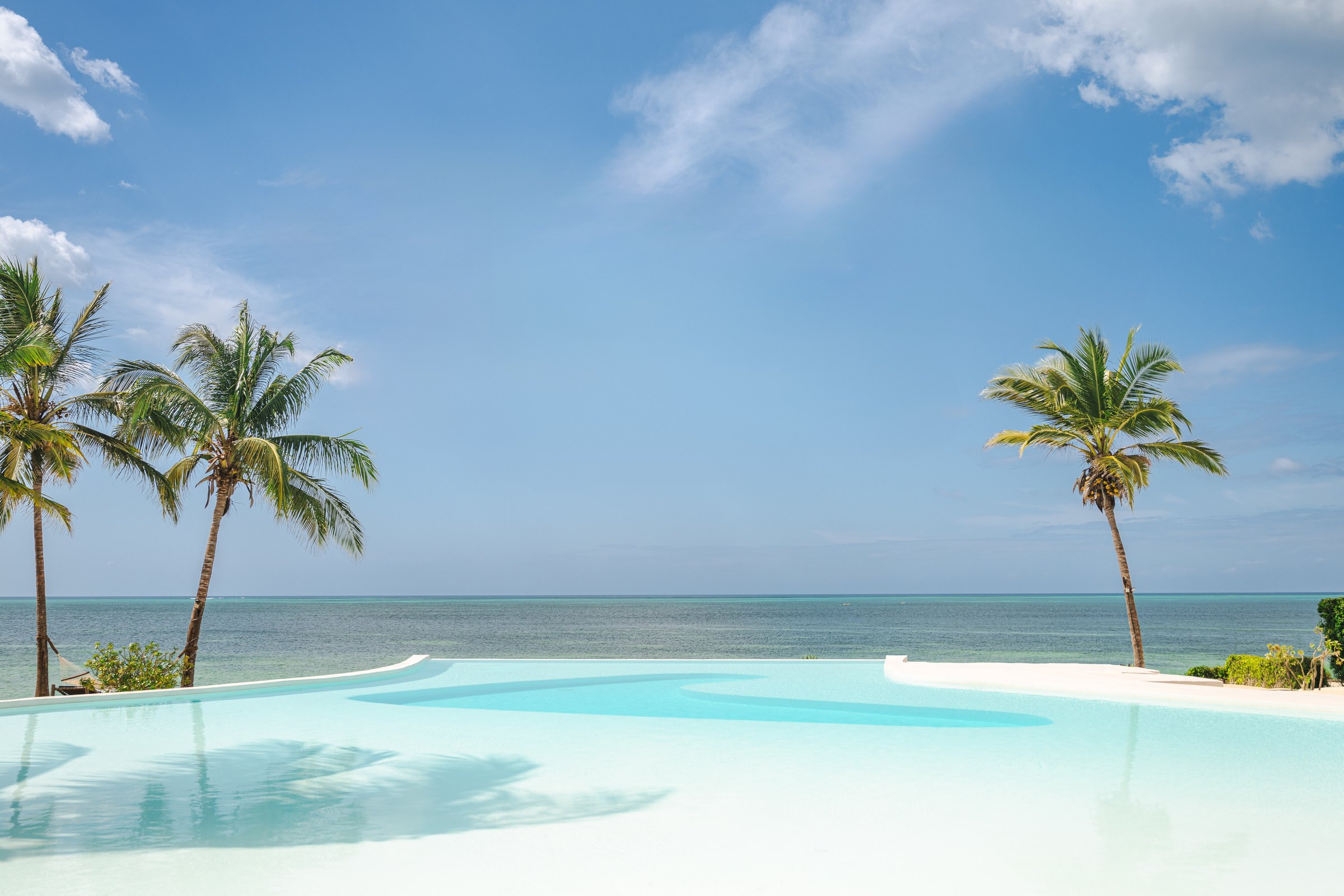 Zanbluu Beach Hotel